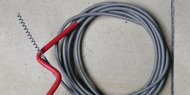 Que faire si le furet bloque ou n’attrape pas le bouchon